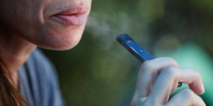 Juul推出新型“智能”电子烟，可追踪吸烟时间地点